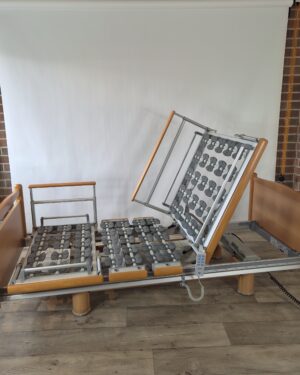 Polohovací postel  Völker 3080 třešen